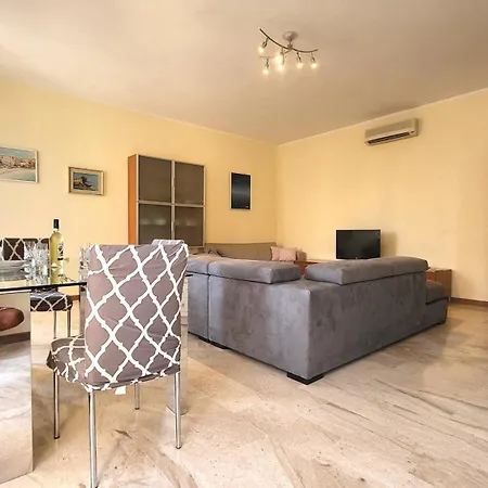 Maison Lucrezia *