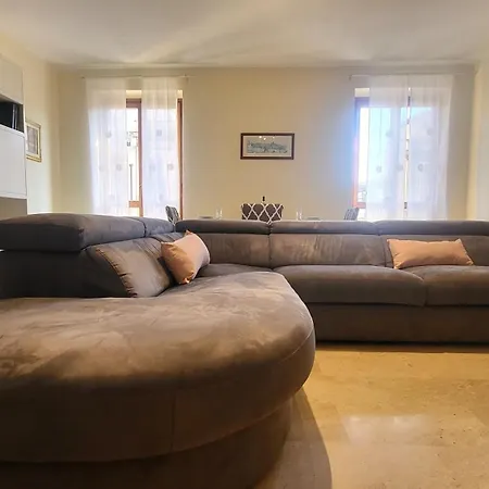 Apartment Maison Lucrezia Cagliari